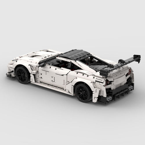 1/8 Scale Nissan GTR - R35 Sports Car Tech Building Blocks - LesDiy - Red White