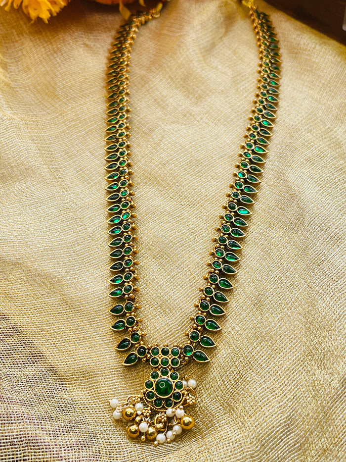 Adorable Emerald Leaf Haram