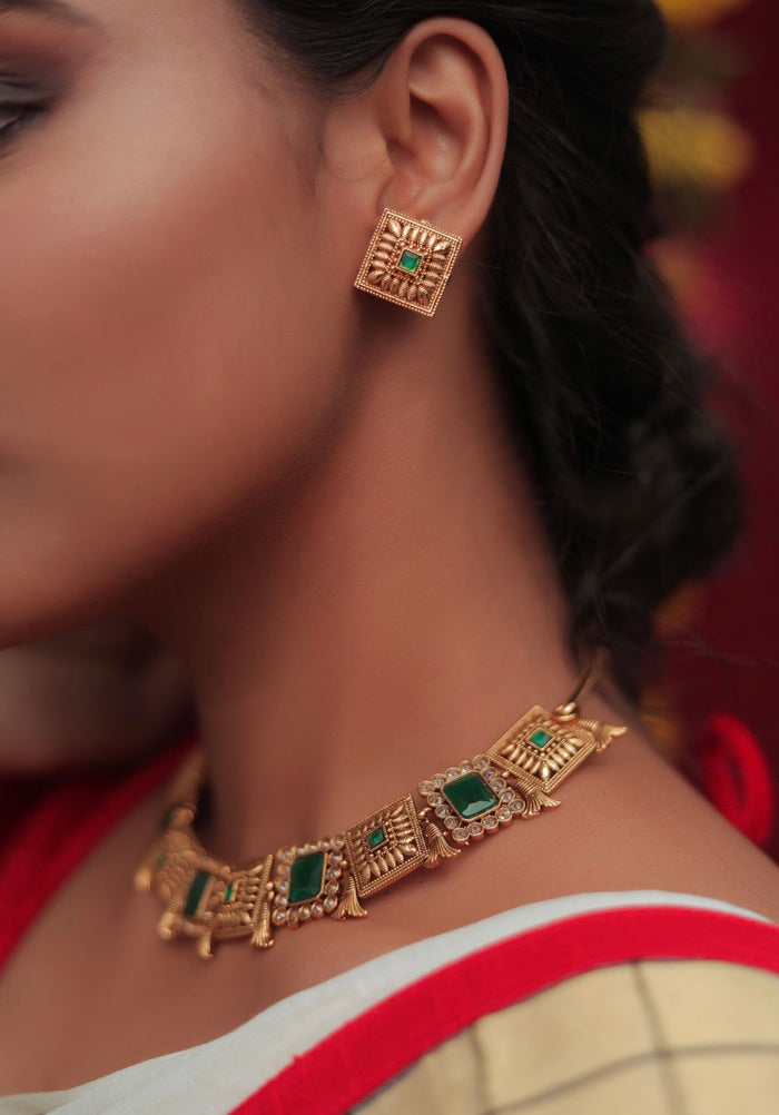 Antique Emerald Stone Necklace Set