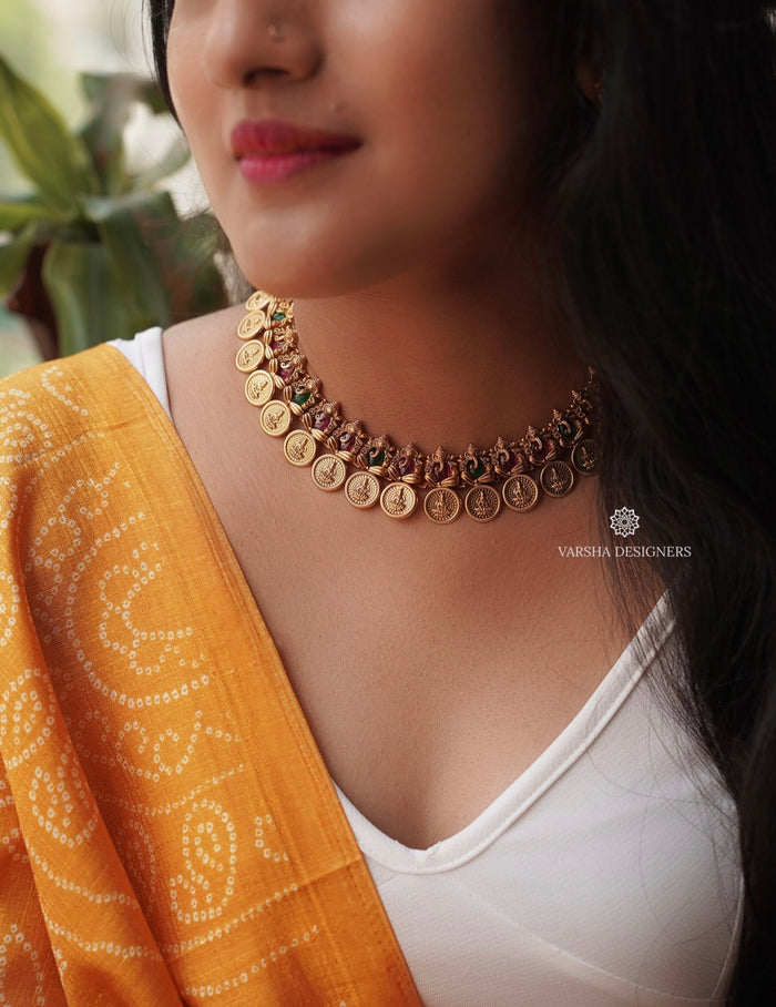 Antique Finish Kemp Stone Coin Necklace