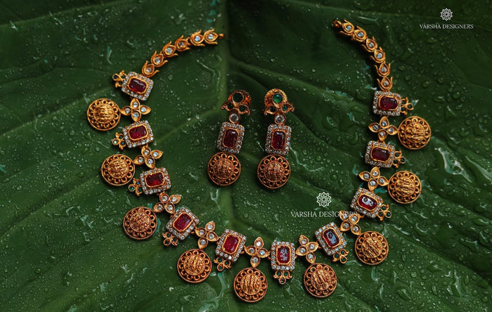 Antique Finish Ruby and White Kasumala