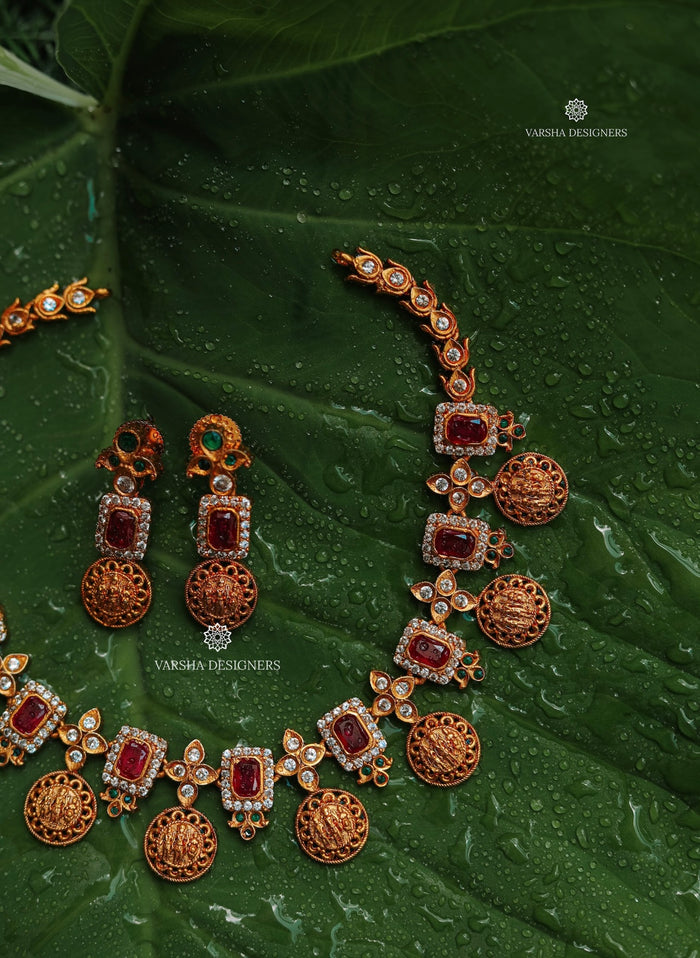 Antique Finish Ruby and White Kasumala
