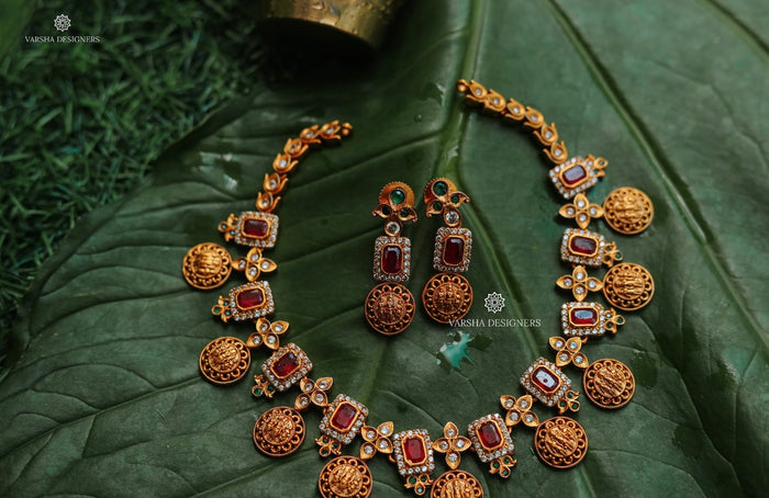 Antique Finish Ruby and White Kasumala