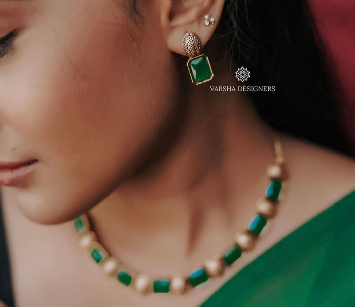 Antique Green Stone Necklace Set