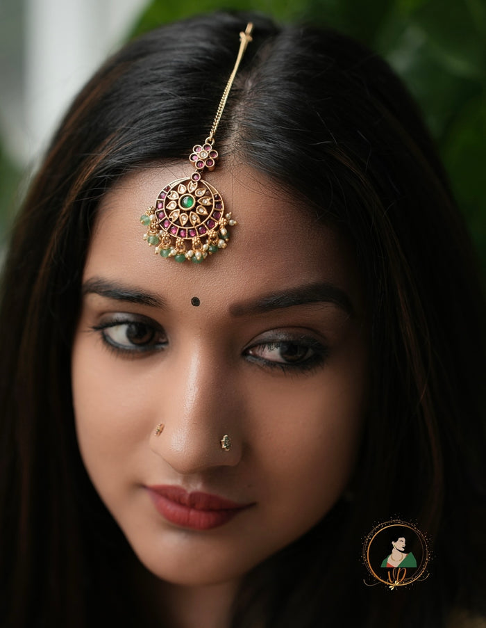 Bridal Kemp Stone Maang Tikka