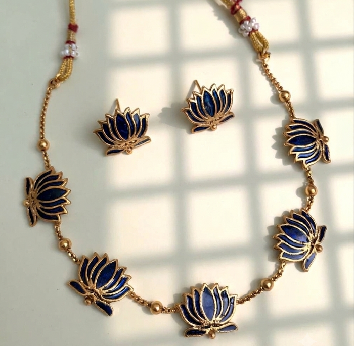 Deep Sapphire Lotus Necklace