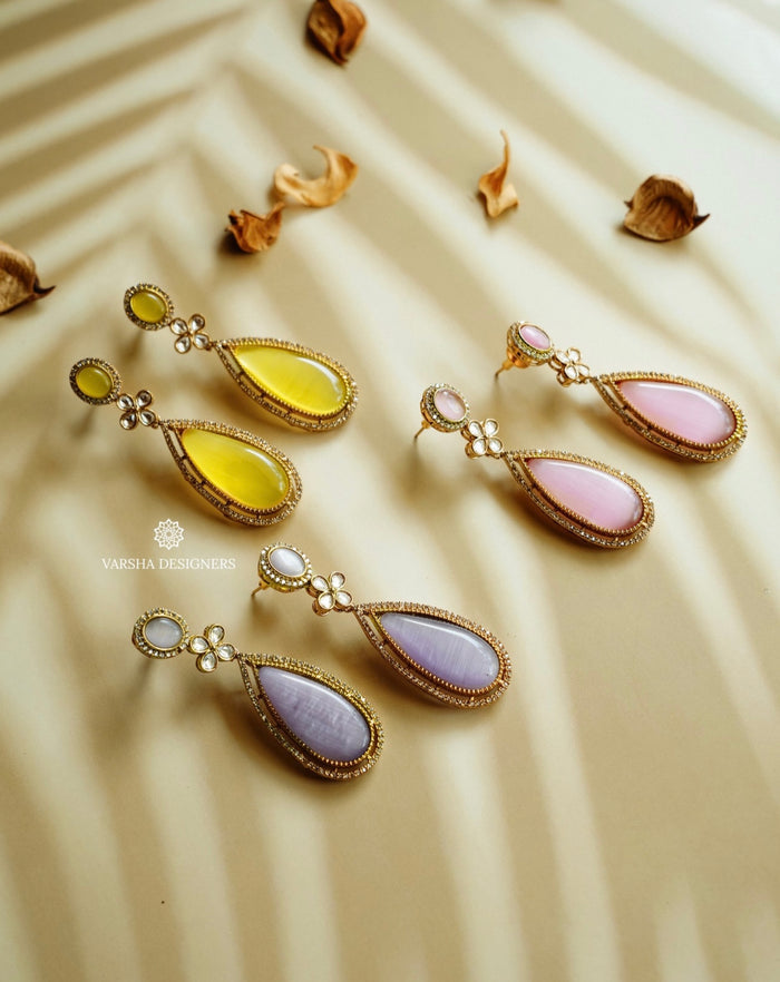 Designer Teardrops Earrings