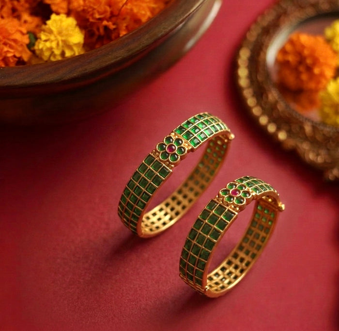 Emerald Floral Kemp Kada / Bangles