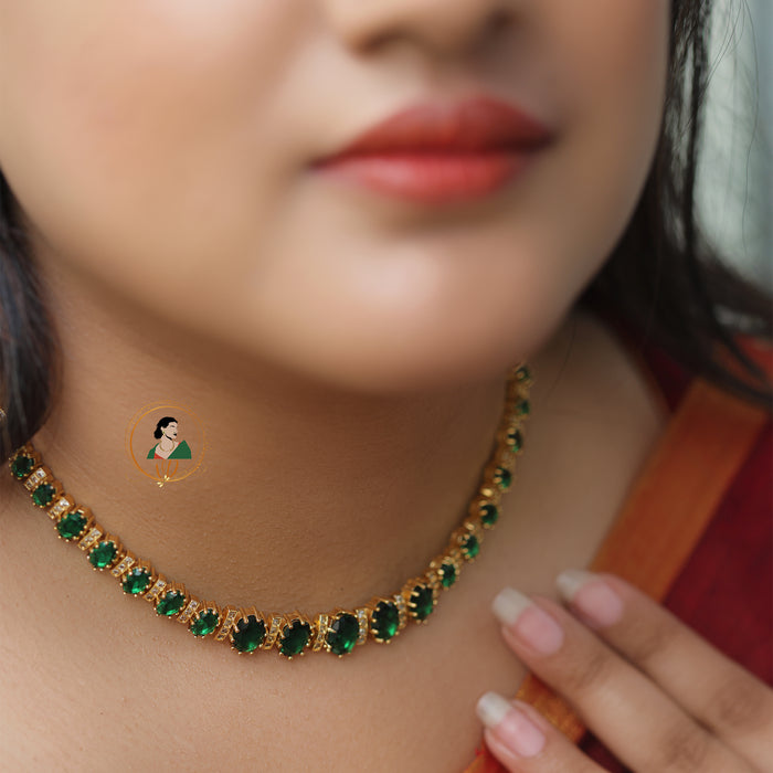 Emerald & White Stone Necklace Set