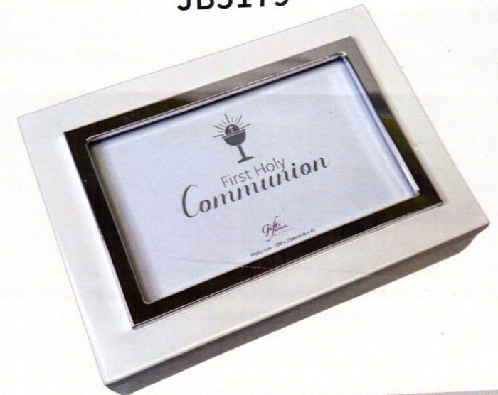 Keepsake Box - First Holy Communion Silver/White 190x140x49mm