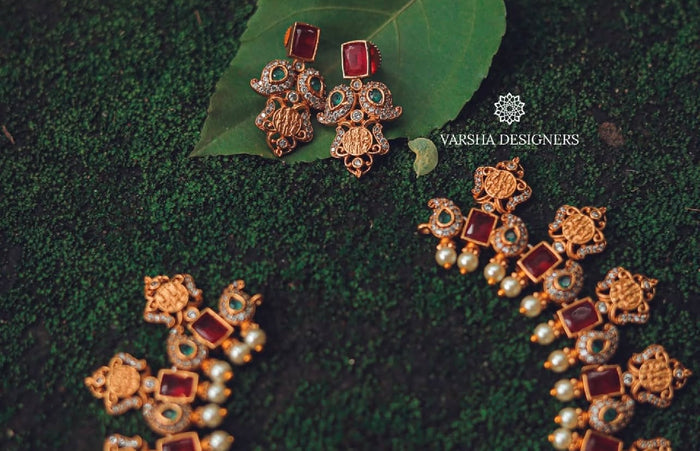 Lakshmi Kaasu Necklace