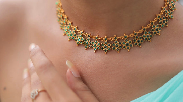 Matte Finish Emerald Stone Necklace