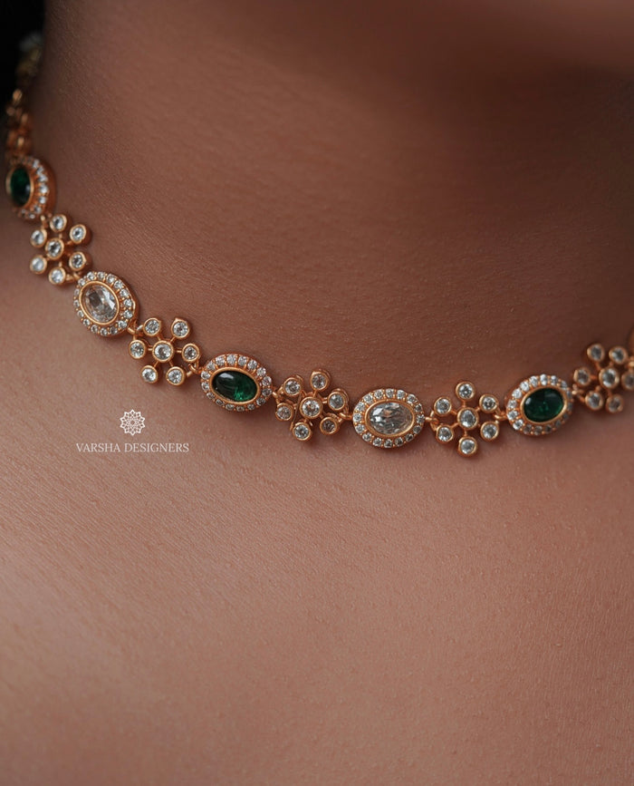 Matte Finish Green and White Necklace Set