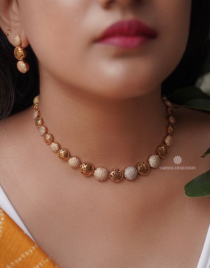 Matte Finish White Stone Necklace Set