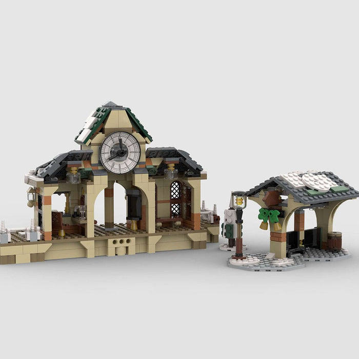 MOC - 124954 Christmas Winter Station - LesDiy -