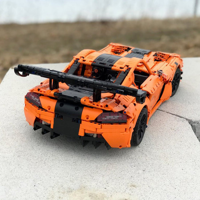 MOC - 13655 Dodge Viper ACR - Dynamic - LesDiy -
