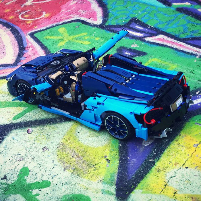 MOC - 16029 McLaren 570S - Dynamic - LesDiy -