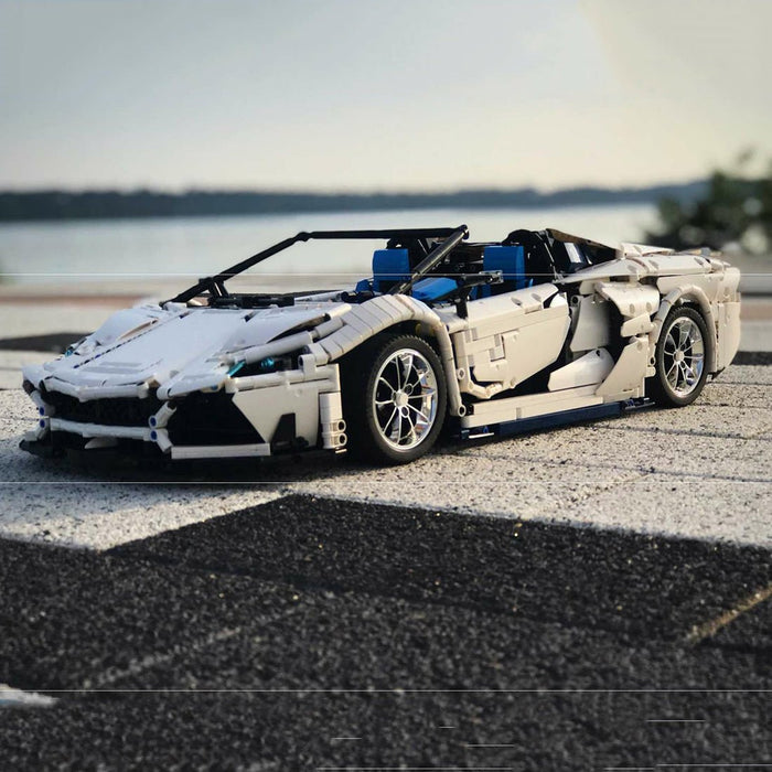 MOC - 17698 Lamborghini Aventador SVJ Roadster - Dynamic - LesDiy -