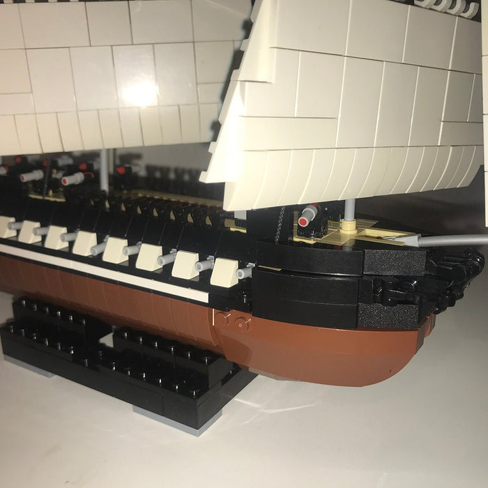 MOC - 40456 1/200 USS Constitution Ship Model - LesDiy -