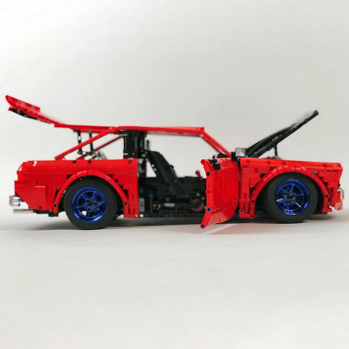 MOC - 52957 Holden Torana A9X - Dynamic - LesDiy -