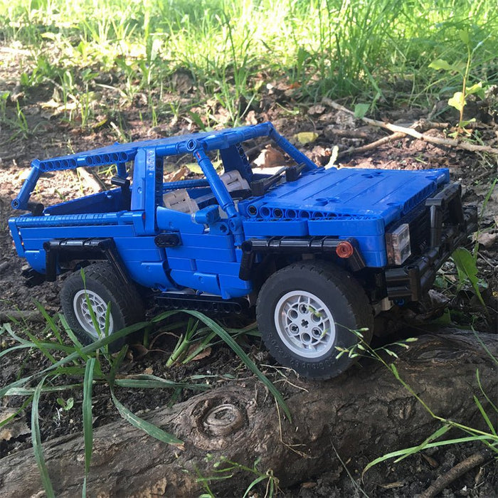 MOC - 56024 Trophy Trial Truck - LesDiy - MOC -
