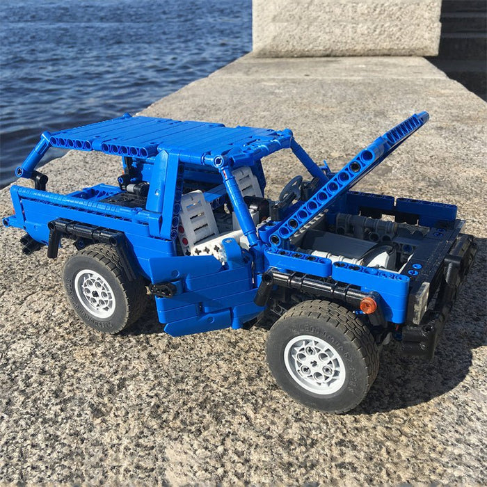 MOC - 56024 Trophy Trial Truck - LesDiy - MOC -