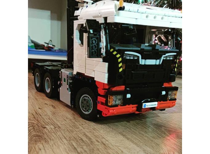 MOC - 80123 Truck Model - LesDiy - Crane -