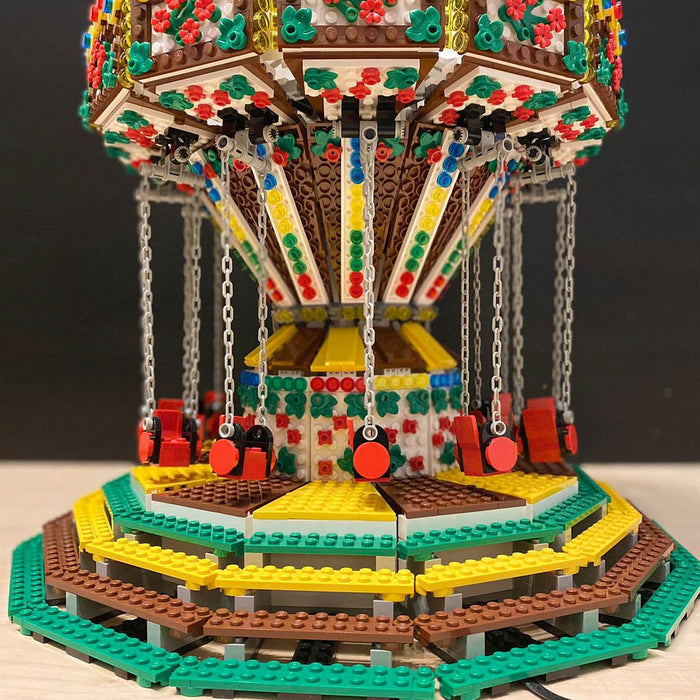 MOC Christmas Chained Carousel - LesDiy -