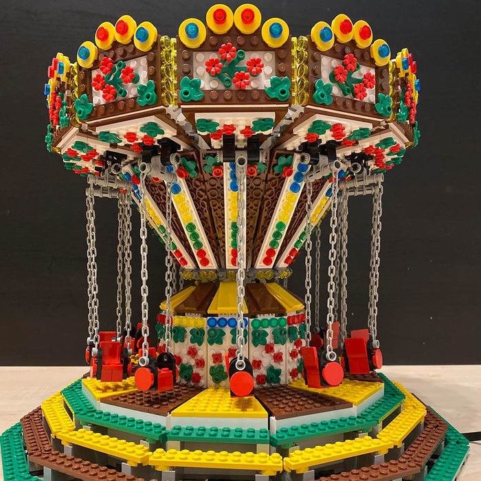 MOC Christmas Chained Carousel - LesDiy -