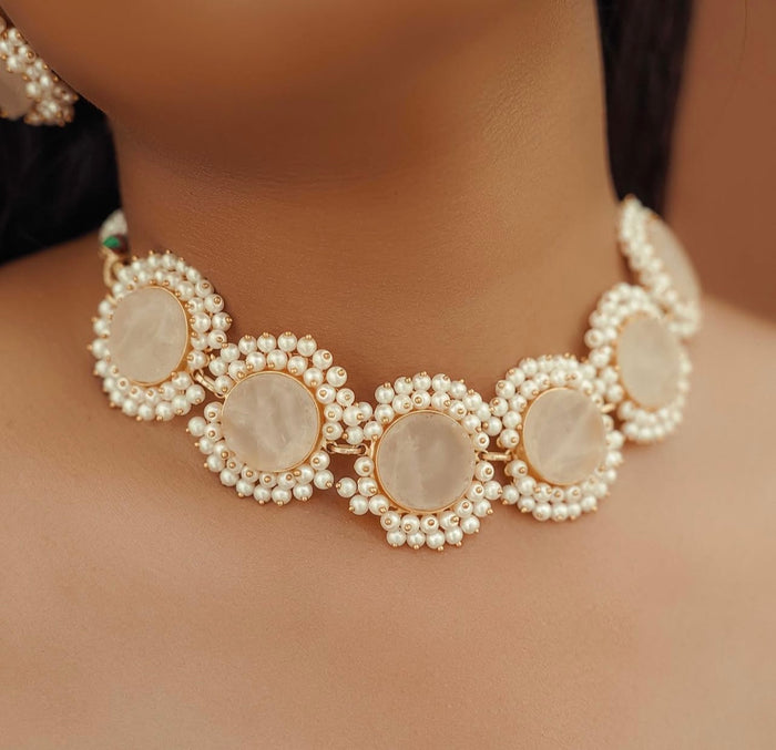 Natural Stone Fresh Water Pearls Choker