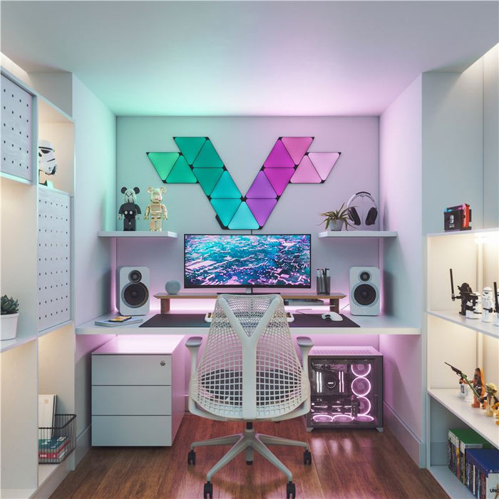 Pachet extensie 3 panouri Nanoleaf Shapes Black Triangles, ediție limitată
