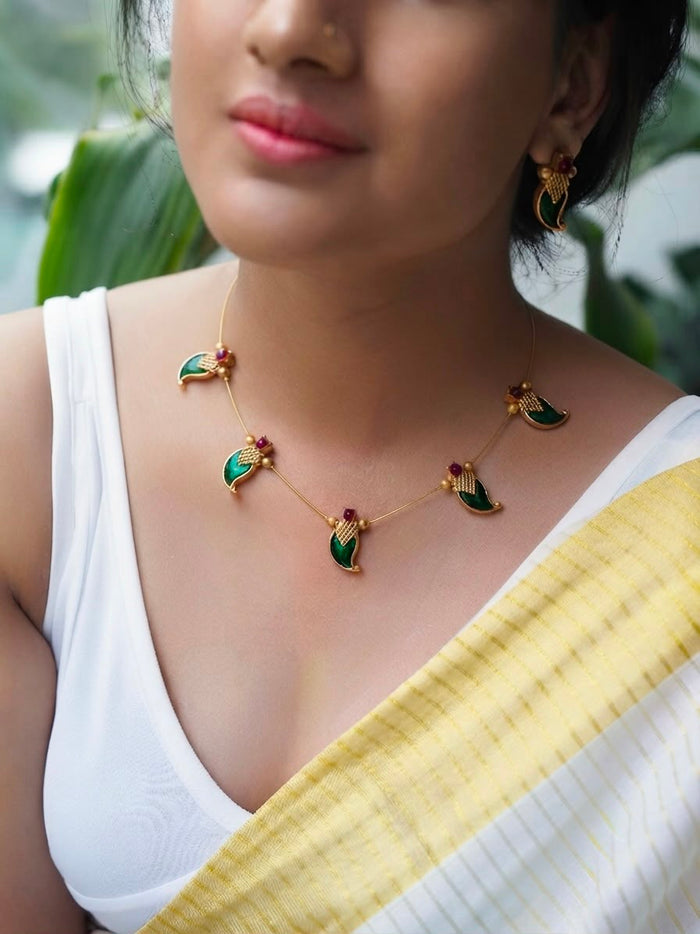 Palakka Invsible Necklace set
