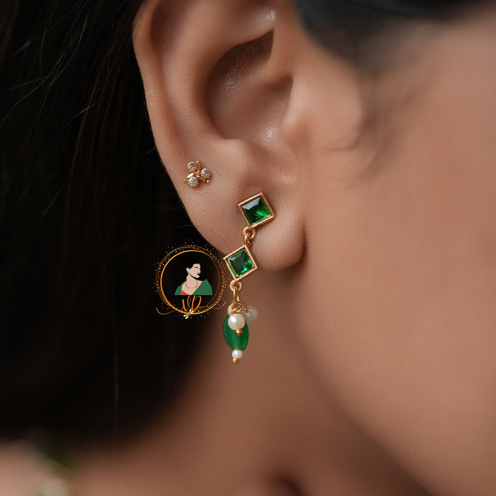 Simple Emerald Necklace Set