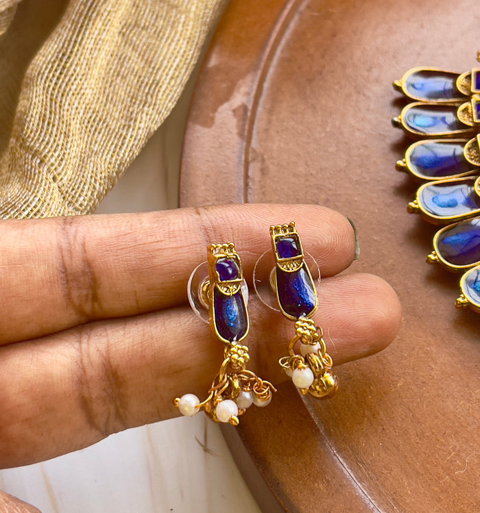 Traditional Sapphire Stone Necklace Set