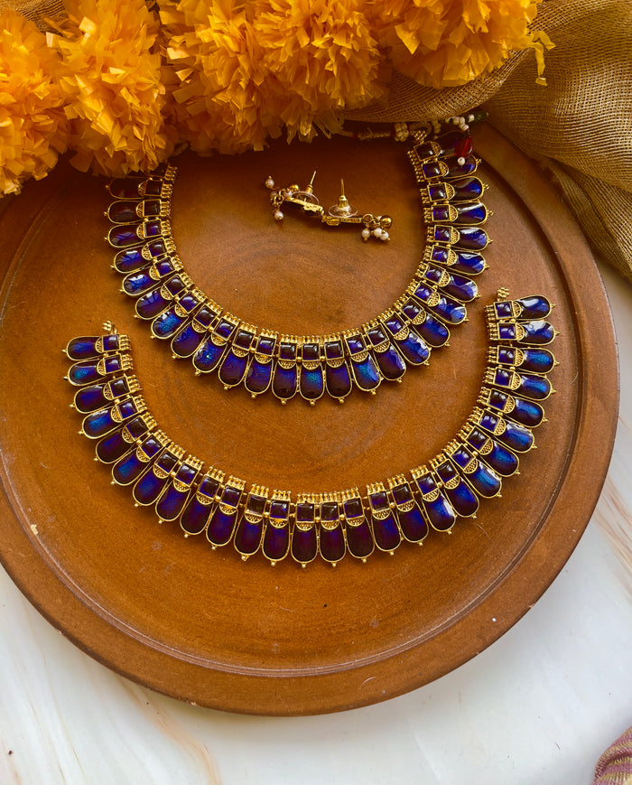 Traditional Sapphire Stone Necklace Set