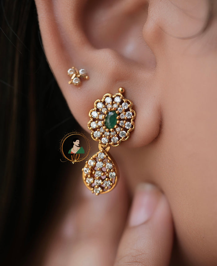 Trendy Simple White Stone Haram