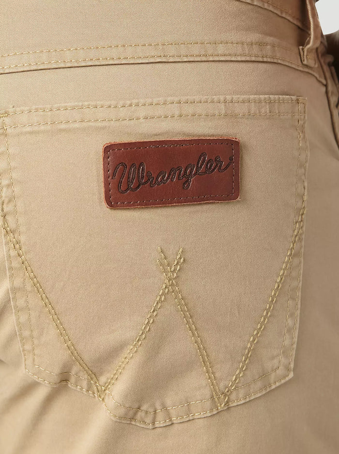Wrangler Retro Slim Fit Straight Leg Pant